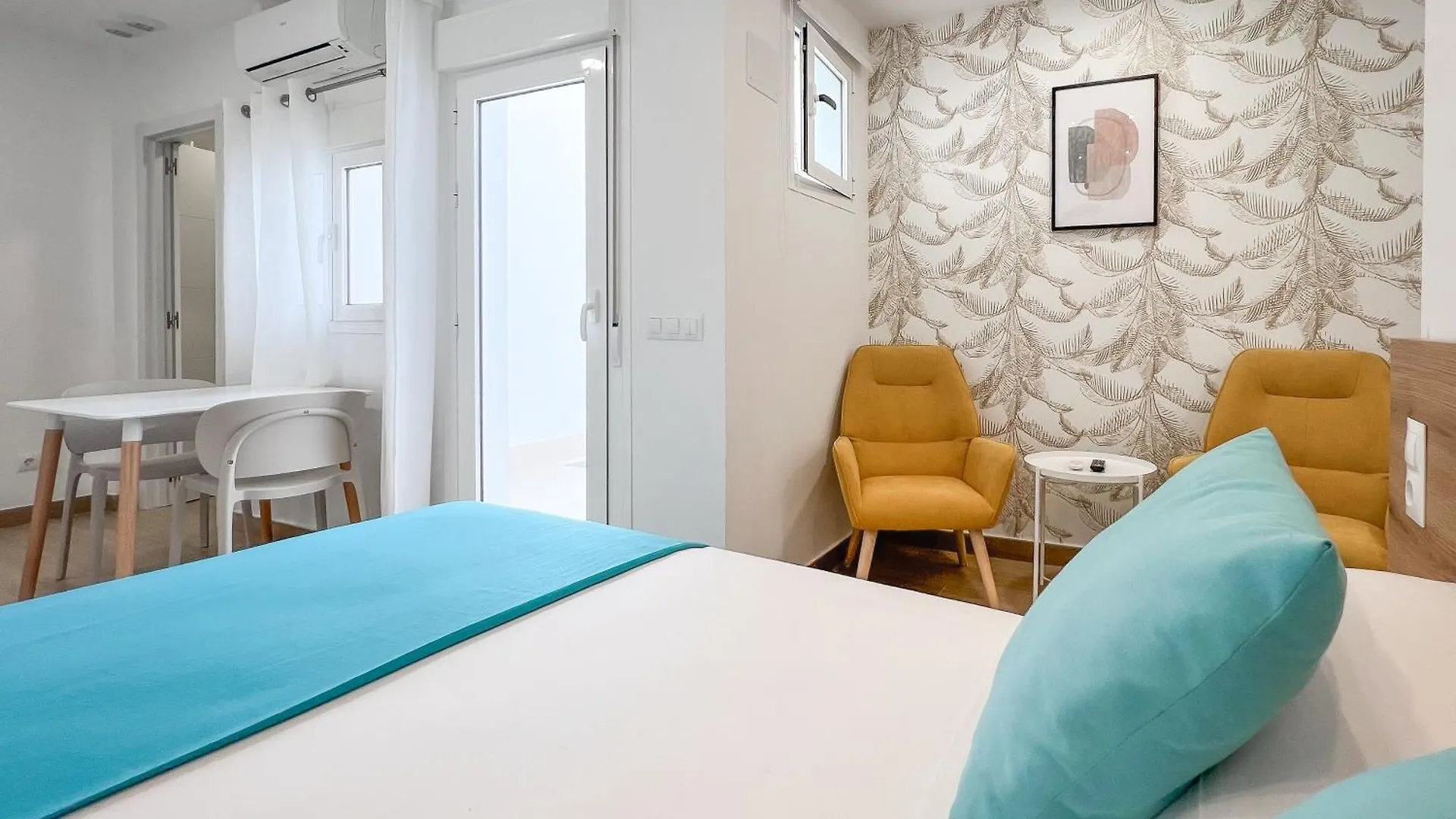 Sunsands Studio 1ºb Playa76 Carihuela Torremolinos 0*,  Spain