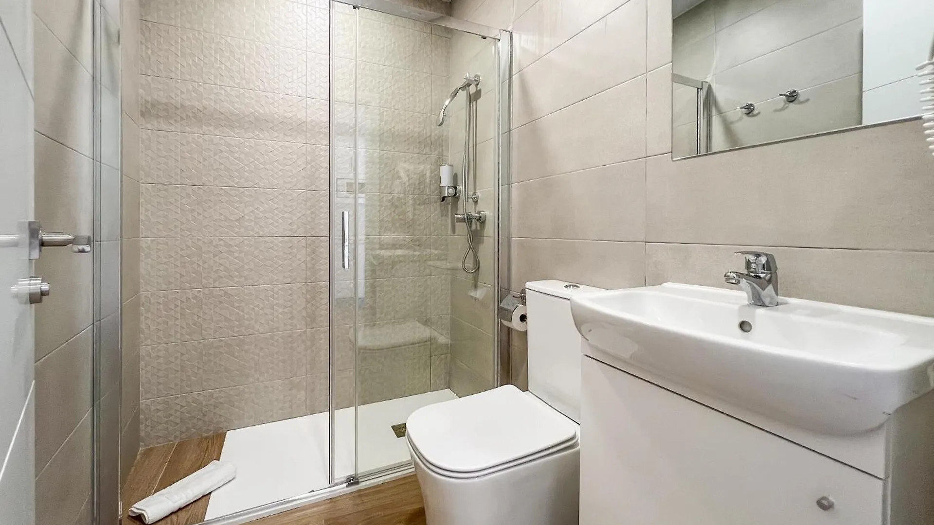 Sunsands Studio 1ºb Playa76 Carihuela شقة توريمولينوس